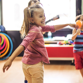 Kids dancing